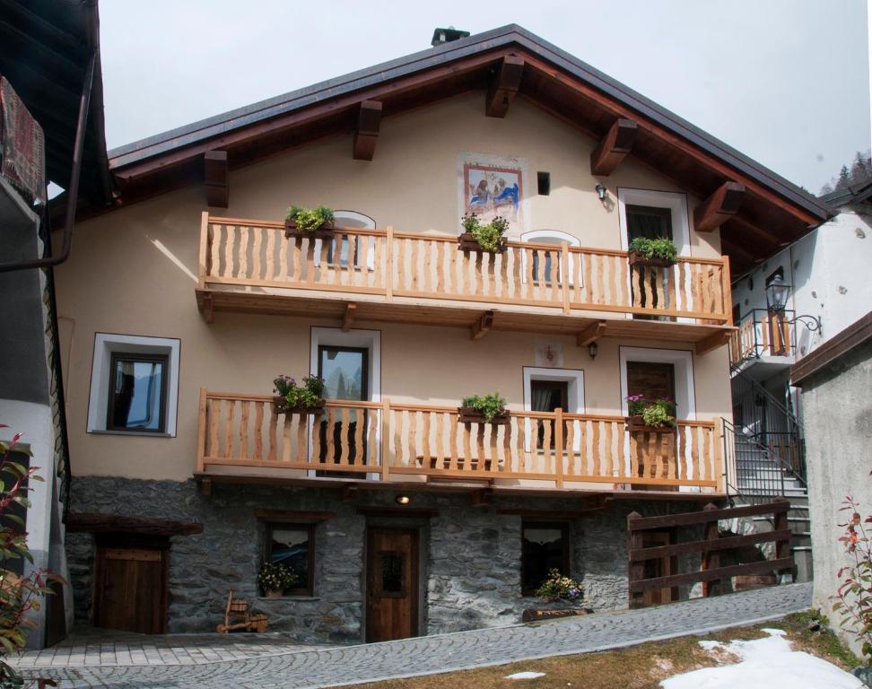 Bed and Breakfast Lo Barba à Antey-Saint-André Extérieur photo