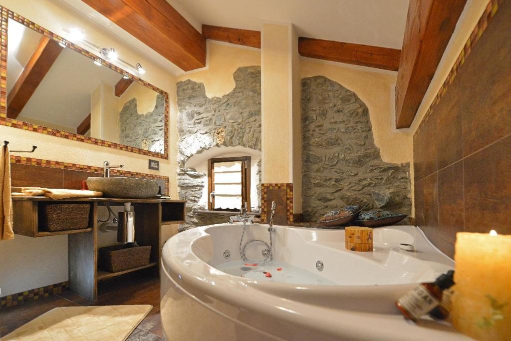 Bed and Breakfast Lo Barba à Antey-Saint-André Extérieur photo